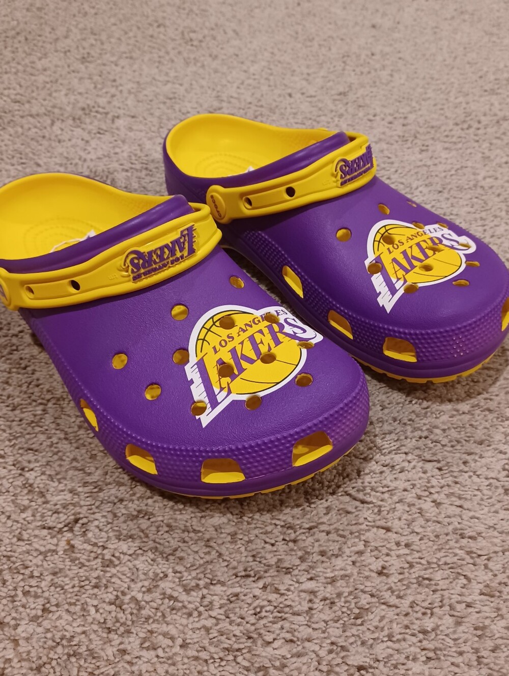 Los Angeles Lakers Classic Clogs by Crocs Unisex Mens 8 Womens 10
